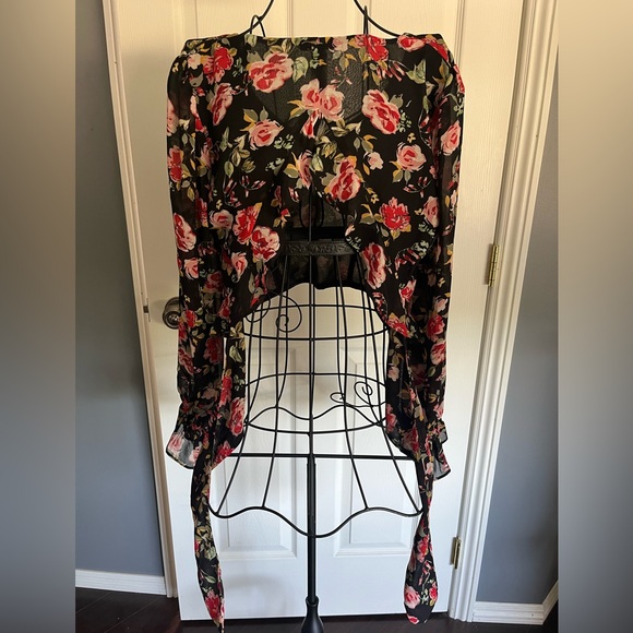 Dynamite floral top, open back, size L - Picture 3 of 4